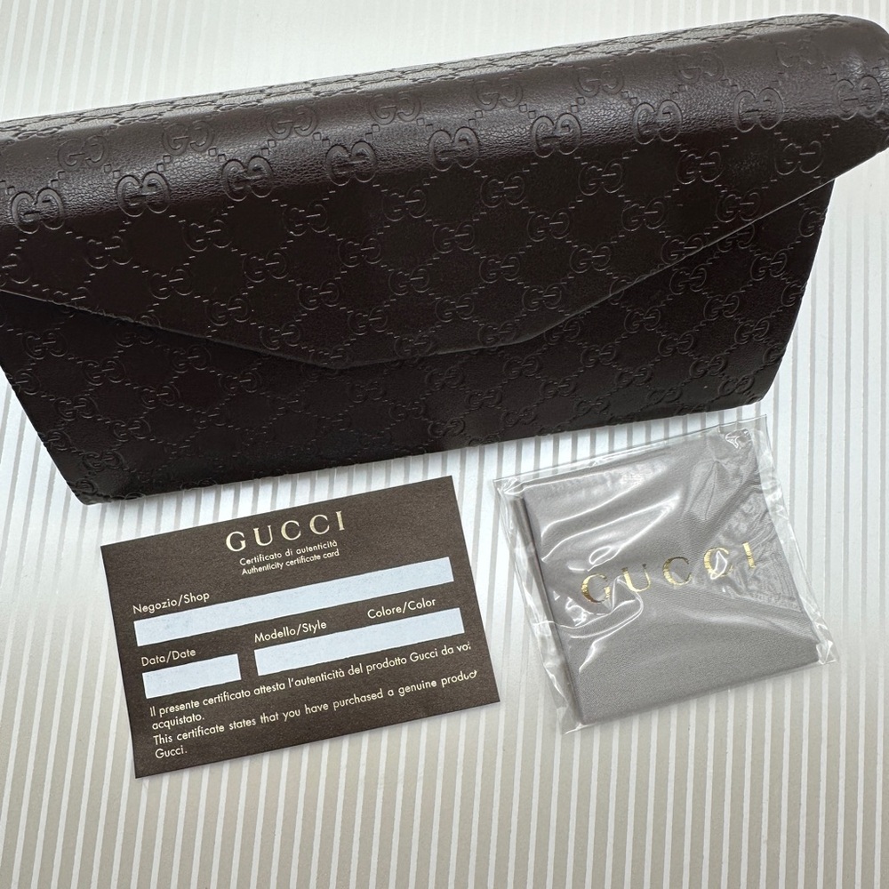 LARGE Gucci Brown Embossed Case for Glasses. - Picture 2 of 10